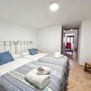 Сasa de vacaciones Casa Cueva Rural Con Diez Ideal Grandes Grupos, Freila